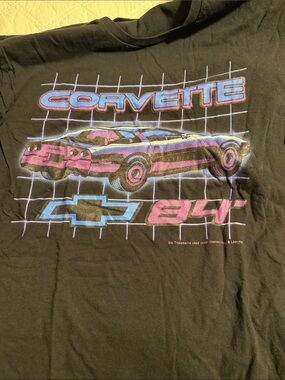 Corvette '84 Graphic Tee with Neon Car Print
